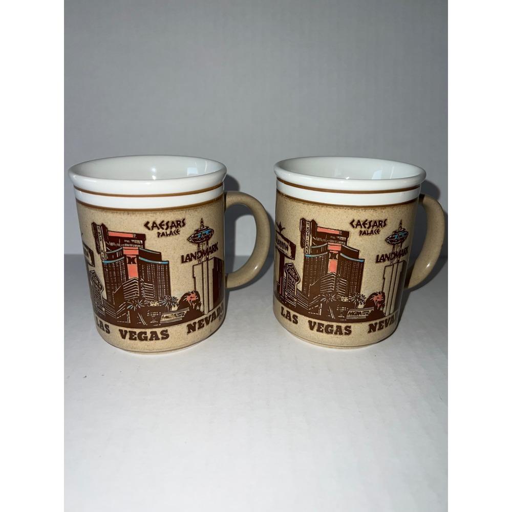 Vintage Las Vegas Souvenir Coffee Mugs Set 2 Schiff Japan Caesars Sands Aladdin